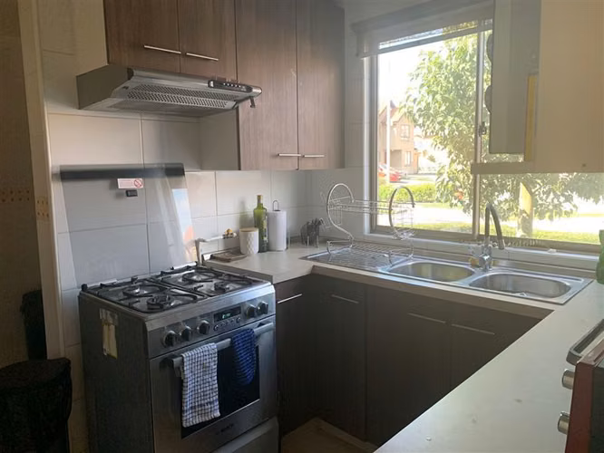 Casa en venta de 3 dorm. en Padre Hurtado. piscina, quincho - Imagen 5