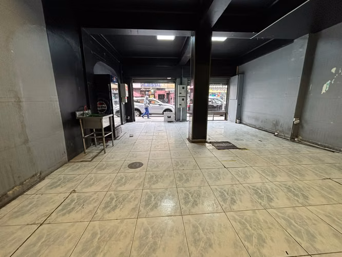 Local 90 m2 en arriendo, calle Ecuador, Viña del Mar - Imagen 3