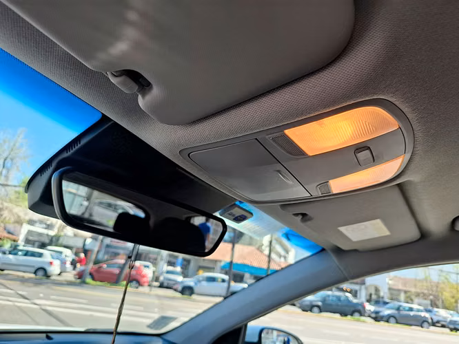 HYUNDAI KONA ELÉCTRICO 2023 - Imagen 18