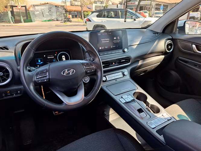 HYUNDAI KONA ELÉCTRICO 2023 - Imagen 10