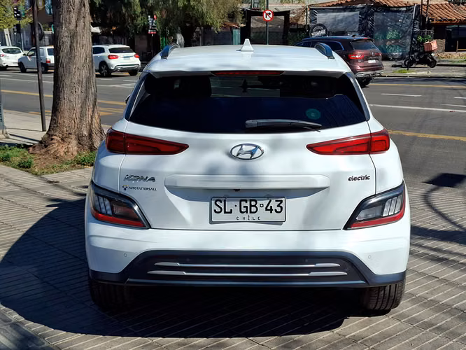 HYUNDAI KONA ELÉCTRICO 2023 - Imagen 5