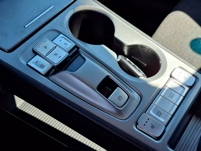 HYUNDAI KONA ELÉCTRICO 2023 - Imagen 17
