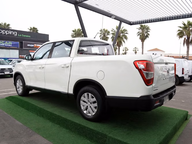 SSANGYONG MUSSO 2023 - Imagen 8