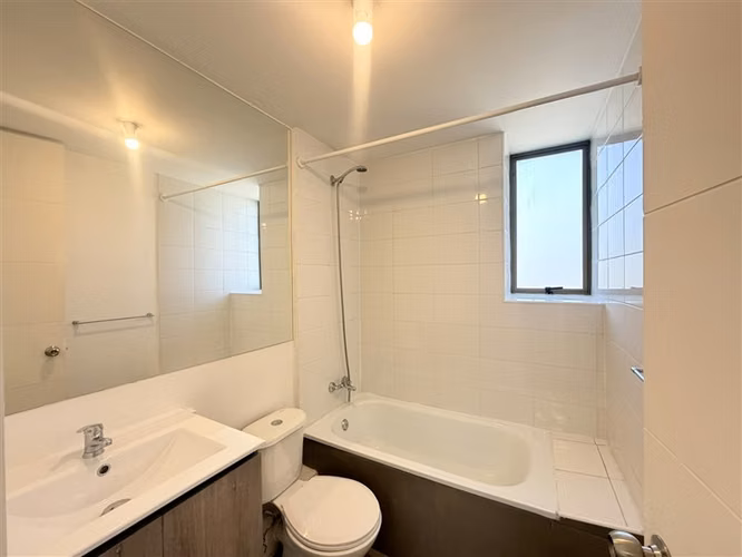 Casa en arriendo nueva de 3 dorm 2b en condom en Peñaflor