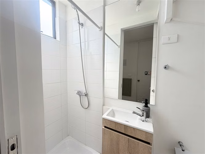 Casa en arriendo nueva de 3 dorm 2b en condom en Peñaflor