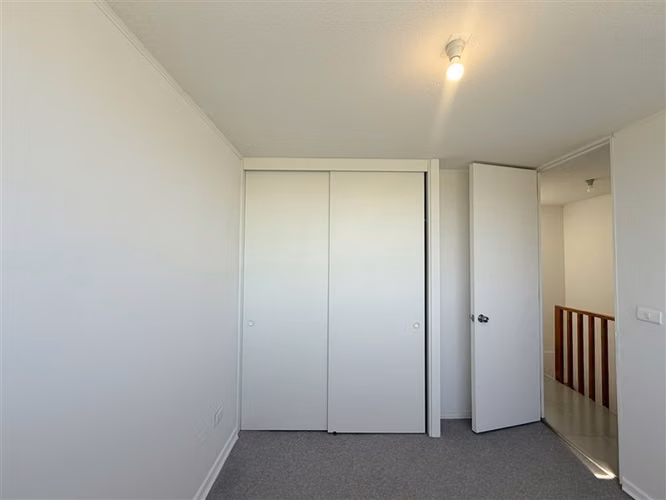 Casa en arriendo nueva de 3 dorm 2b en condom en Peñaflor