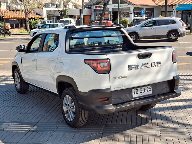 RAM 700 2024 - Imagen 4