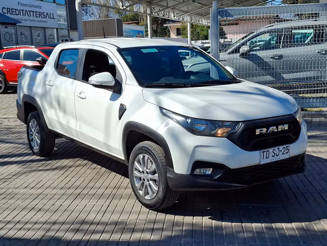 RAM 700 2024 - Imagen 3