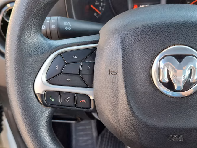 RAM 700 2024 - Imagen 11