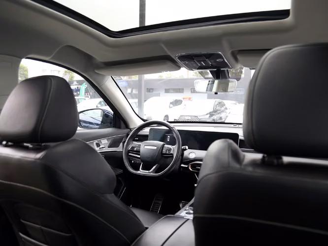 JETOUR X70 PLUS 2024 - Imagen 18