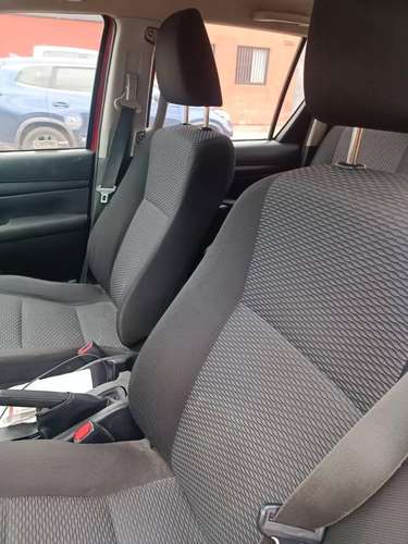 Se vende camioneta 2018 - Imagen 4