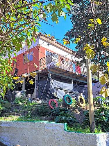 EXCELENTE NEGOCIO: TERRENO CON CASONA RENOVADA EN VALPARAÍSO