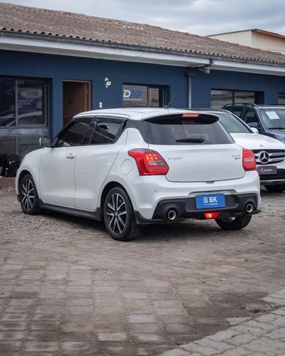 SUZUKI SWIFT SPORT 1.4T MT 2023  - Imagen 4