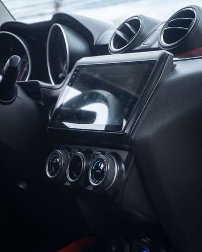 SUZUKI SWIFT SPORT 1.4T MT 2023  - Imagen 7