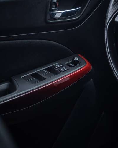 SUZUKI SWIFT SPORT 1.4T MT 2023  - Imagen 13