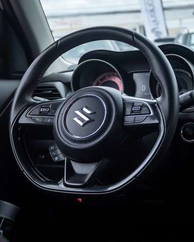 SUZUKI SWIFT SPORT 1.4T MT 2023  - Imagen 6