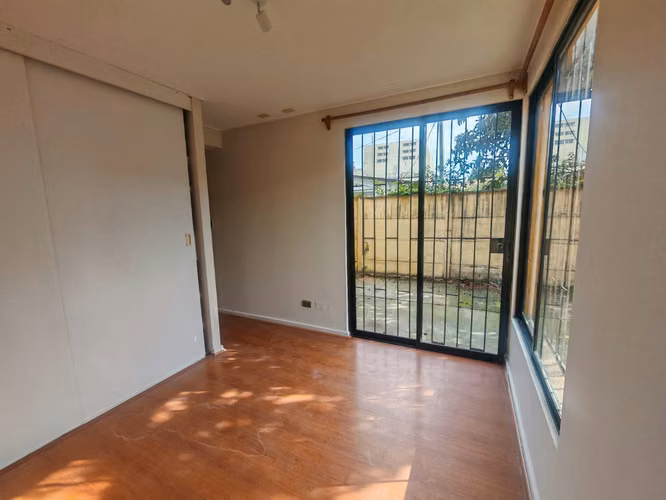 ARRIENDO CASA RECIEN REMODELADA, MELIPILLA