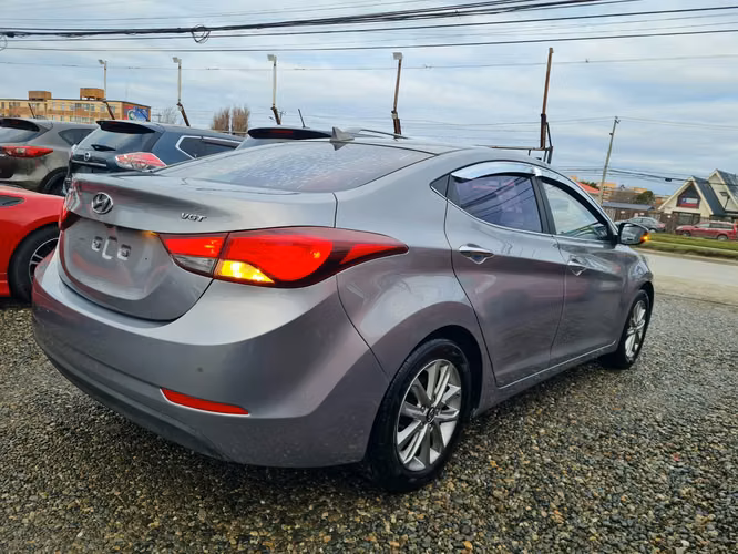 Hyundai Avante 2014