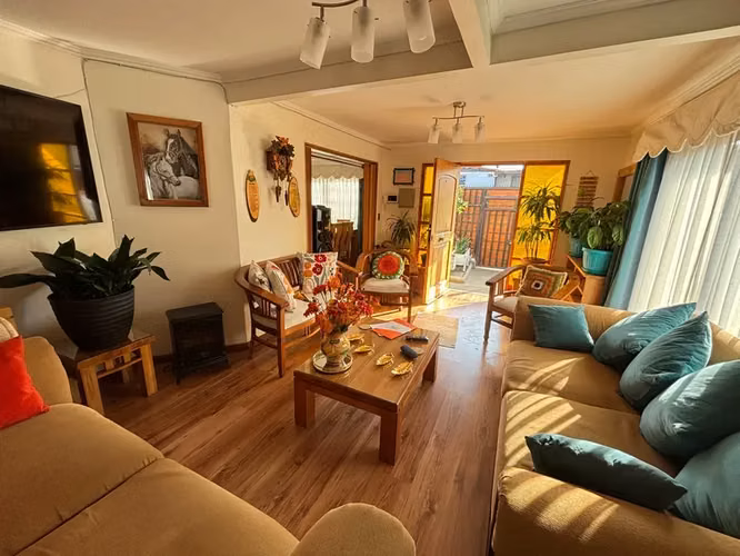 Venta  Casa 3 Dormitorios Villa Alemana - Imagen 2