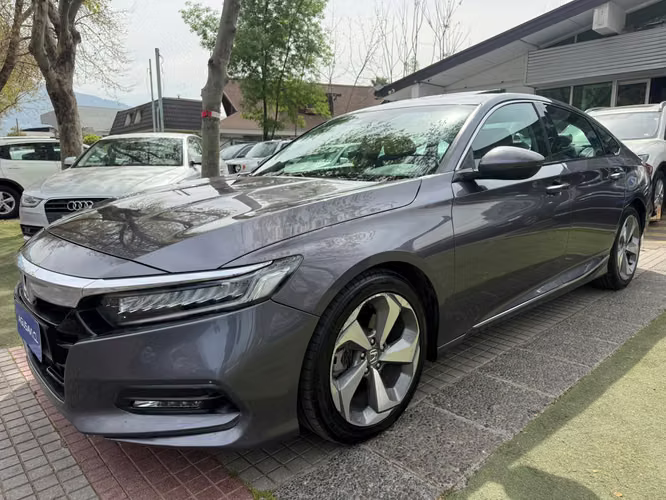 Honda Accord 2.0T AT 4P. (2019)