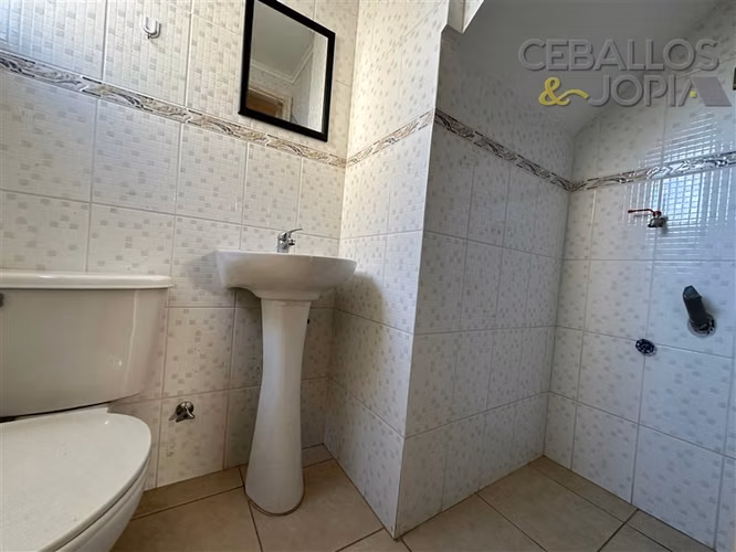 Casa en arriendo de 4 dorm. en Villa Alemana - Imagen 6