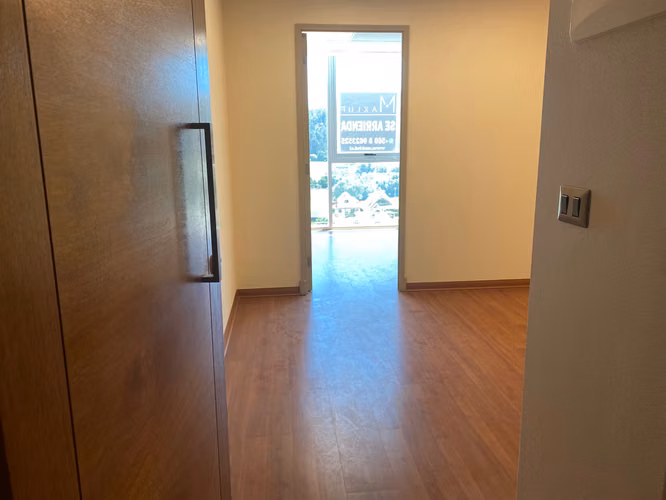 Oficina 1 privado mas recepción en arriendo, Edificio Contemporáneo, Viña del Mar - Imagen 2