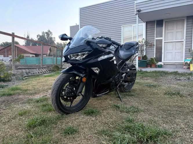 Kawasaki ninja 400