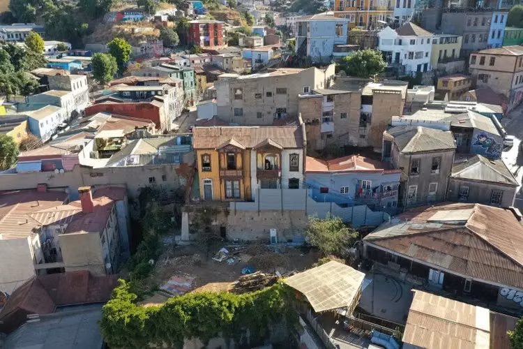 Terreno Plano Con Proyecto Edificio, Cerro Alegre - Imagen 4