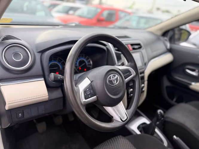 TOYOTA RUSH XLI - Imagen 8