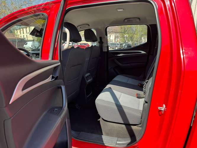 MAXUS T60 GLX PLUS DIESEL 2.0 MEC 6 VEL 4X4 FULL CARPLAY 10 AIRBAG CAMARA ASISTENCIAS DE CARRIL VER EN LAS CONDES 2024