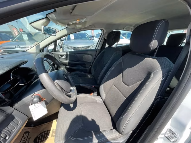 RENAULT CLIO IV 2018 - Imagen 16