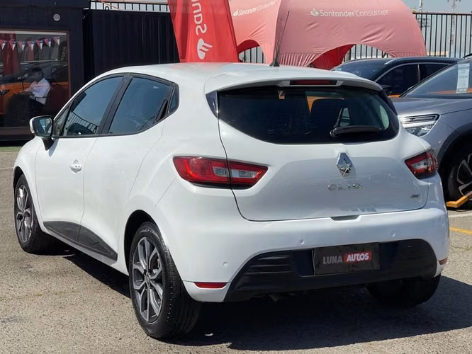 RENAULT CLIO IV 2018 - Imagen 4