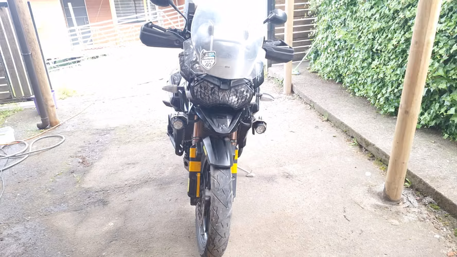 Triumph 2012 1200 en muy buen estado