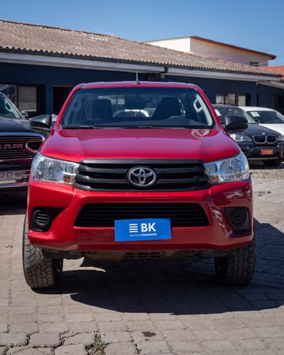 TOYOTA HILUX 2.4 DX DIESEL 4X4  2022  - Imagen 2