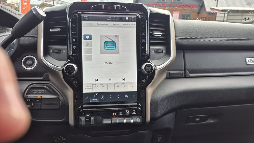 RAM 2500 LARAMIE 2023 - Imagen 12