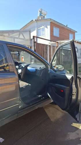 CAMIONETA SSANGYONG NEW ACTYON SPORT 2.0  GRIS