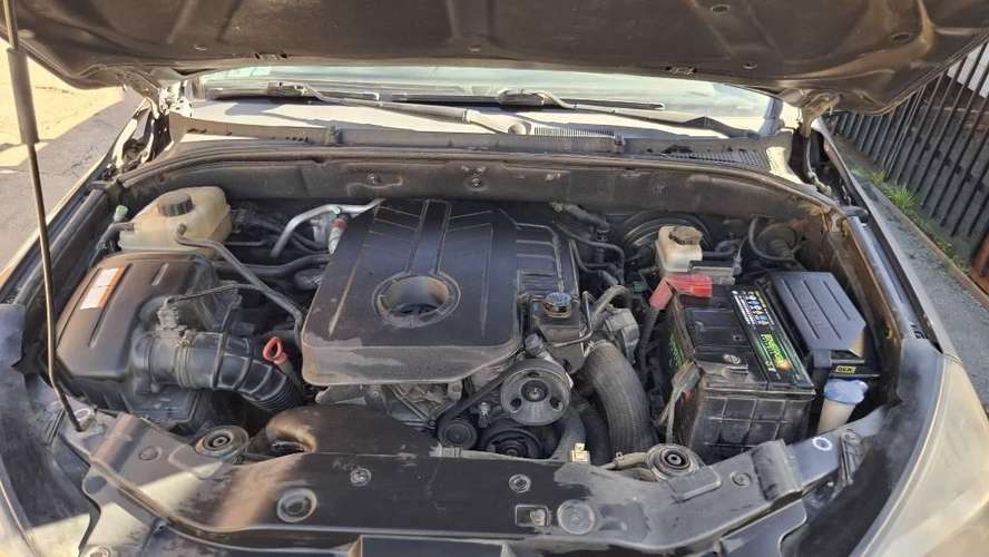 CAMIONETA SSANGYONG NEW ACTYON SPORT 2.0  GRIS