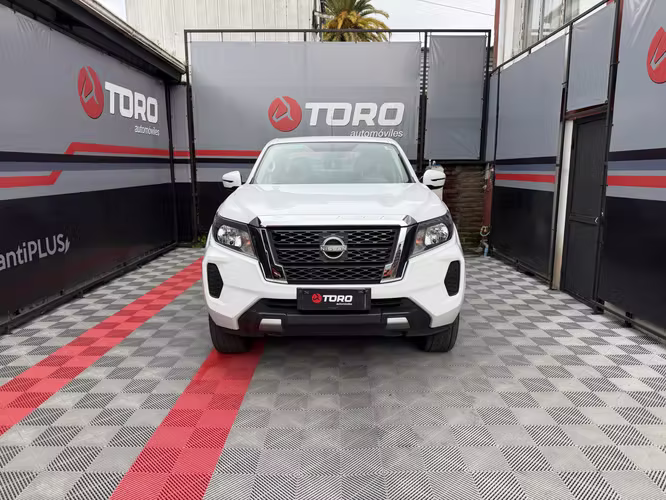 NISSAN NAVARA 2.32 4X4 (PIE DESDE $5.600.000)