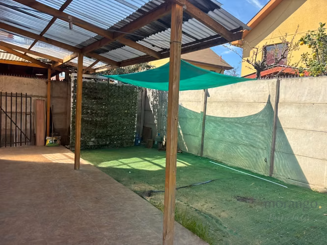 Hermosa casa en arriendo Buin