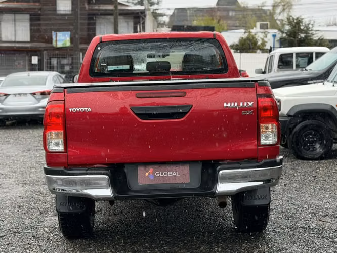TOYOTA Hilux 2.4 DX DIESEL DCAB TSS 4X4 MT 4P 2022
