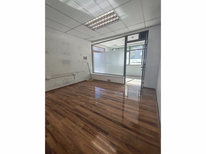 VENDO LOCAL TIPO OCICINA - APUMANQUE (183574) - Imagen 4