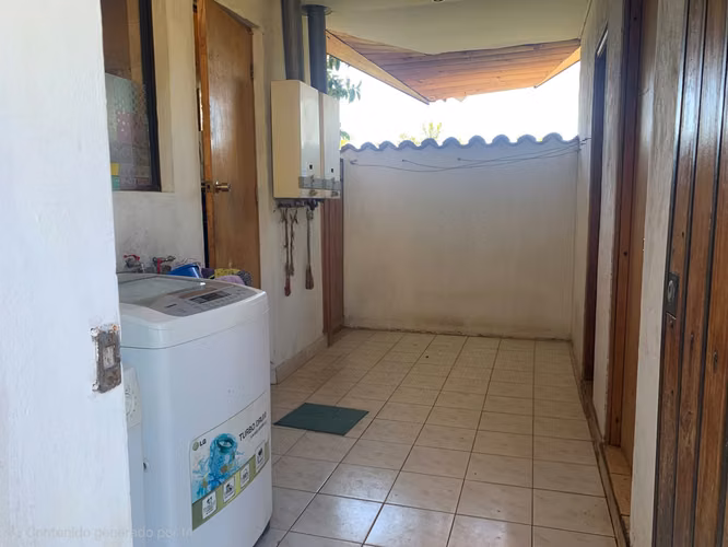 Casa de campo con piscina y amplio terreno en Hacienda Rinconada