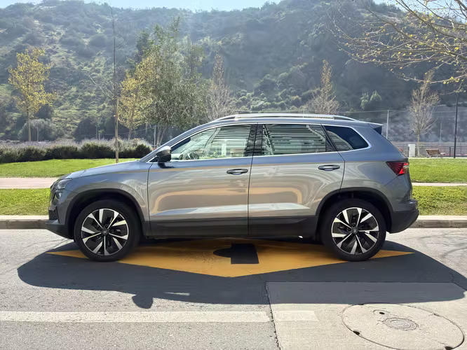 Skoda Karoq Design 1.4tsi Aut - Imagen 4