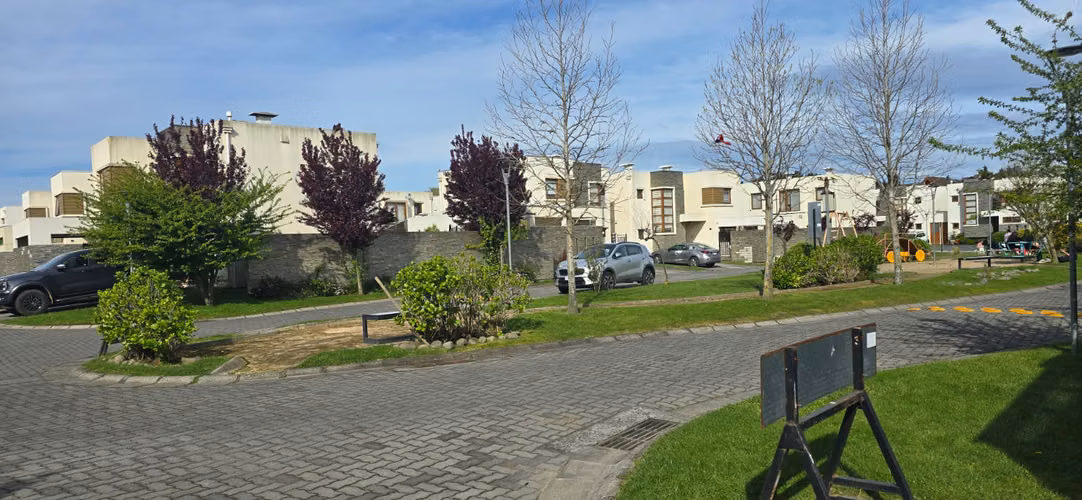 SE VENDE CASA MEDITERRANEA, 4 DORMITORIOS, LOMAS SAN ANDRES. - Imagen 3