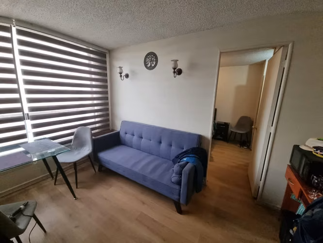 Excelente departamento / Metro Santa Ana
