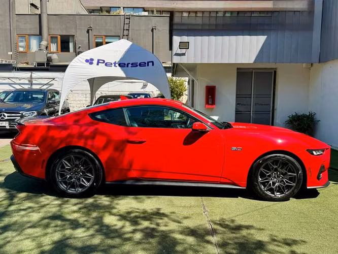 FORD MUSTANG GT PREMIUM COUPE - 2024 | 4711 - Imagen 8