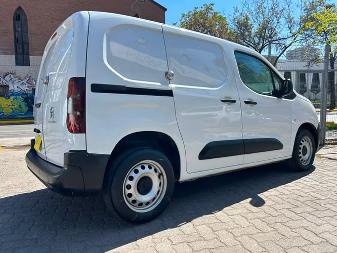 PEUGEOT PARTNER PARTNER L1 BLUEHDI 100 - 2023 | 4645 - Imagen 7