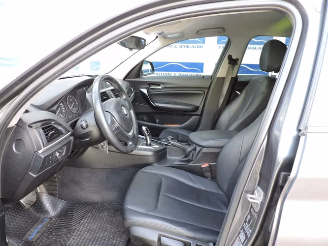 BMW 120I LCI 1.6 2016 - Imagen 6