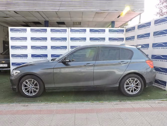 BMW 120I LCI 1.6 2016 - Imagen 9