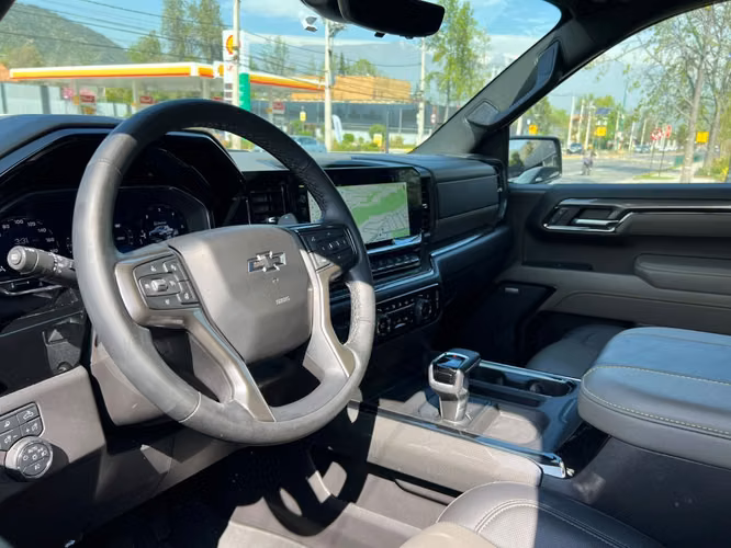 CHEVROLET SILVERADO ZR2 6.2 2025 - Imagen 9